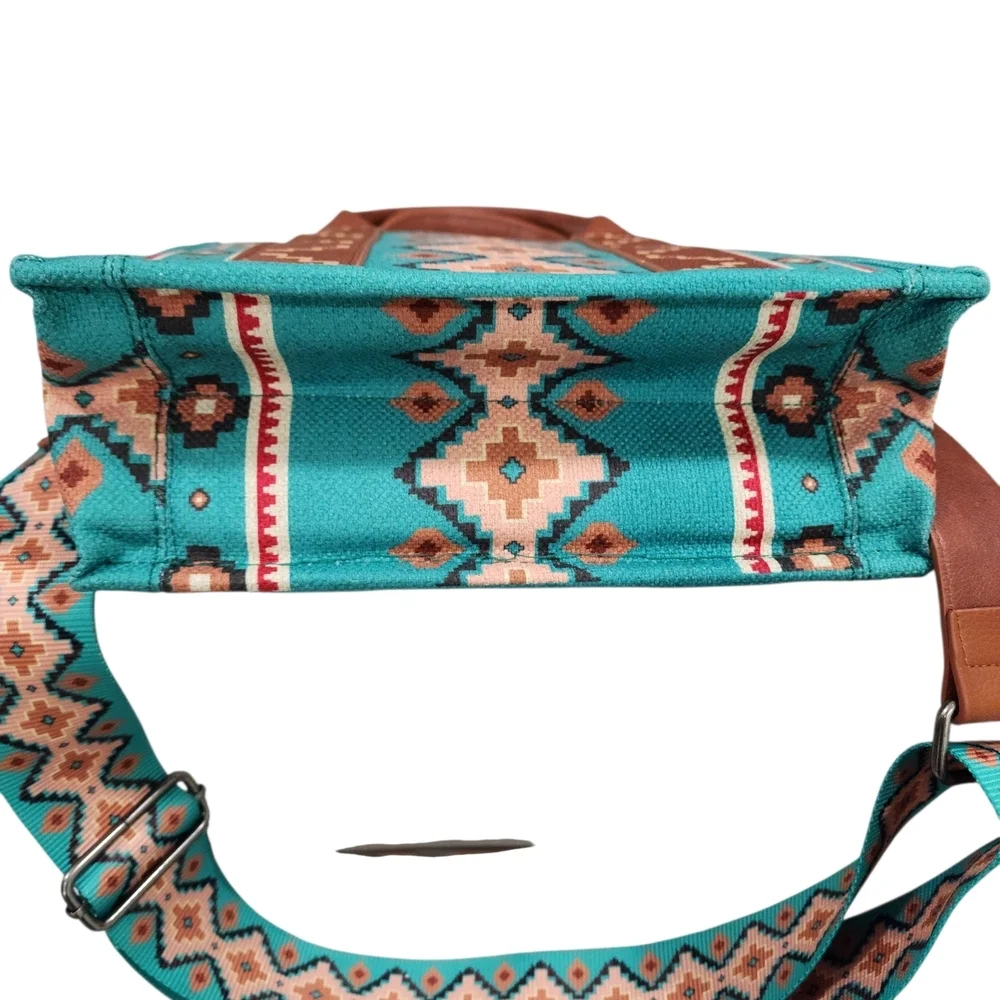 WRANGLER SOUTHWESTERN CANVAS TOTE/SACHEL BAG
